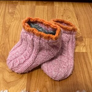 Bombas Cozy Pink and Orange Knit Baby Booties